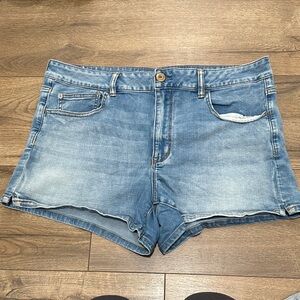 American eagle women’s jean shorts